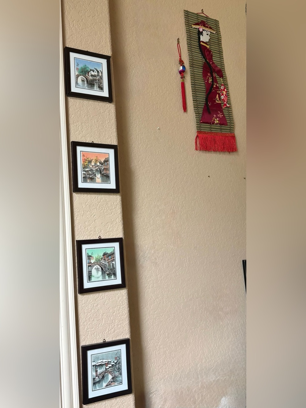 Authentic Vintage - Seasons of China mini pictures, Geisha scroll & tassel